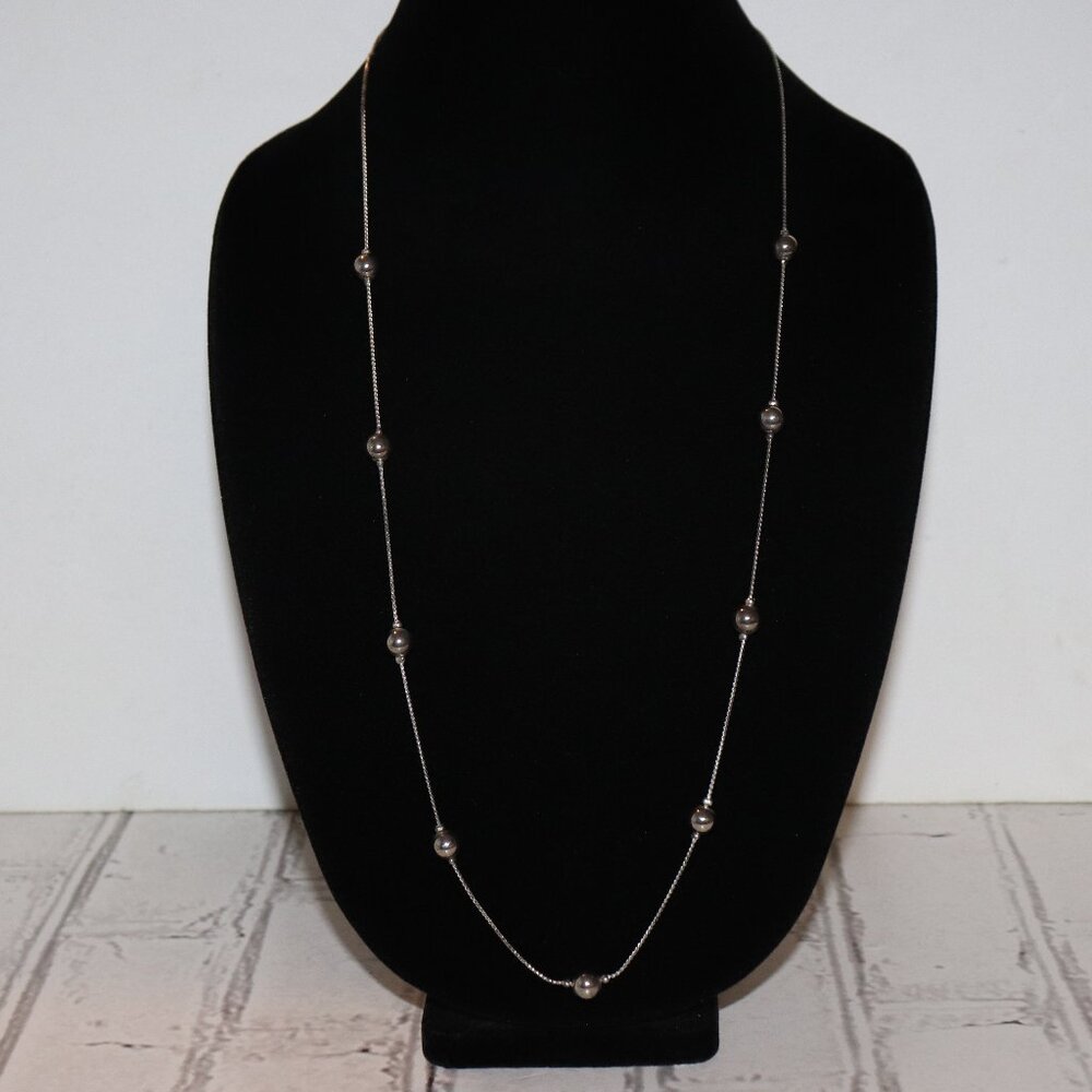 Beautiful silver bead chain necklace 30"